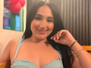 Ver la ficha detallada de HiilaryDolce