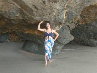 Ver la ficha detallada de KarlyGreyKiss