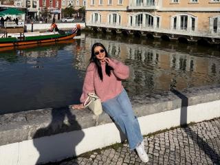 Fișa detaliată a IsabellaJames