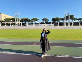 Fișa detaliată a IsabellaJames