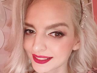 Ver a ficha detalhada de DouceAmelia