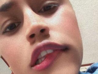 Ver la ficha detallada de IvannaDuran