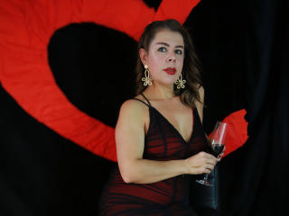 Ver la ficha detallada de EmiliaMilf