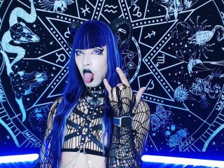 Ver la ficha detallada de NaomyWoman