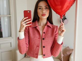 Ver a ficha detalhada de ElzaKomx