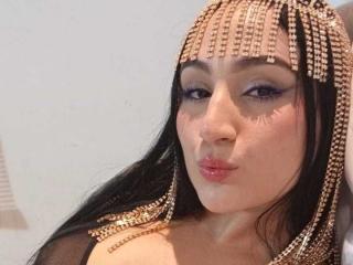 Ver a ficha detalhada de HiilaryDolce