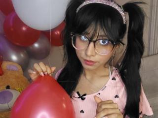 Ver a ficha detalhada de VioletXBloom