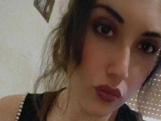 Ver la ficha detallada de Laviniaxy