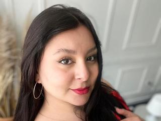 Ver la ficha detallada de EmaJames