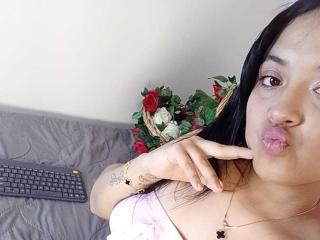 Xem hồ sơ đầy đủ của DanniWest