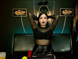 Xem hồ sơ đầy đủ của LunaTikka