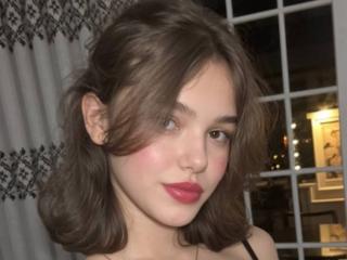 Xem hồ sơ đầy đủ của LariElla