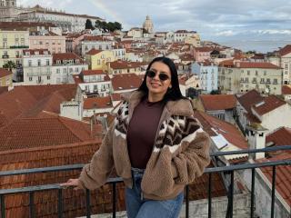 Xem hồ sơ đầy đủ của IsabellaJames