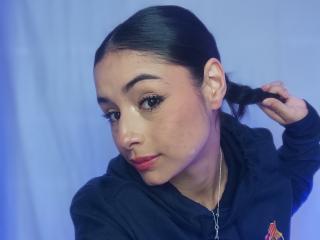 Ver la ficha detallada de EmilyVv