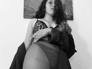 Xem hồ sơ đầy đủ của ChantalBernadette