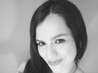 Xem hồ sơ đầy đủ của CameronViviane