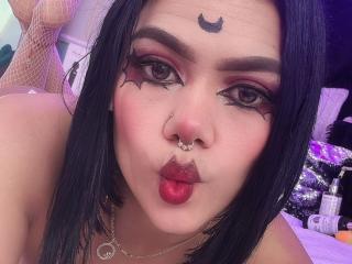 Ver a ficha detalhada de TarahDustin