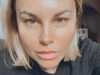 Xem hồ sơ đầy đủ của BelleLisaG