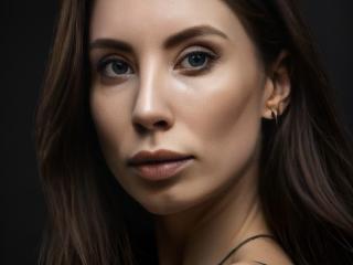 Xem hồ sơ đầy đủ của CharlotteDream