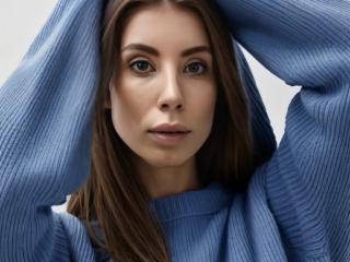 Ver la ficha detallada de CharlotteDream