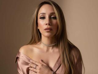 Ver a ficha detalhada de VictoriiaCarsoon