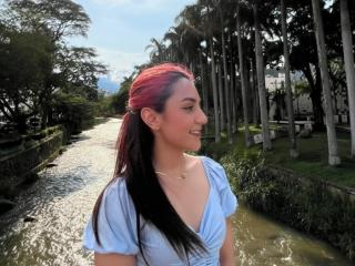 Xem hồ sơ đầy đủ của AmyStreetwise69