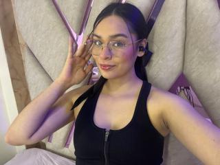 Xem hồ sơ đầy đủ của IsaDoux