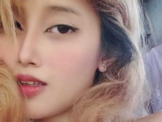 Xem hồ sơ đầy đủ của AlluringSandie