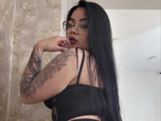 Xem hồ sơ đầy đủ của HannahMolly