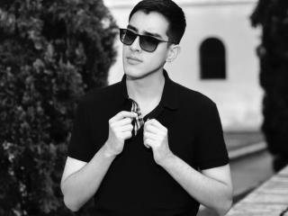 Xem hồ sơ đầy đủ của NicholasFinn