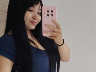 Podívejte se na podrobnou kartu LunaBellaHotty