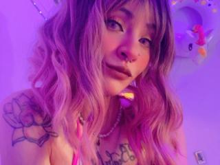 Podívejte se na podrobnou kartu LaurenEvie69