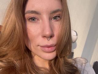 Podívejte se na podrobnou kartu CharlotteDream