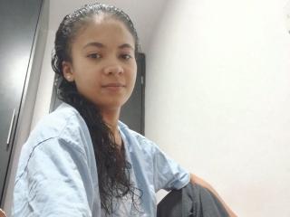 Ver la ficha detallada de CanelaaSwett