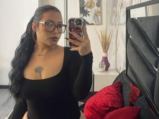 Vedere il profilo completo di AnnyScott