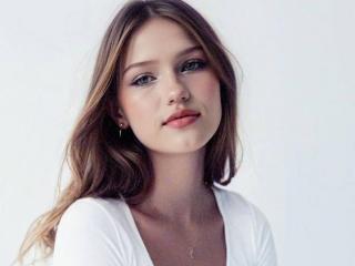 Vedere il profilo completo di Bubochka