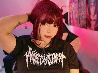 انظر إلى الملف المفصل لـ Arieyaara