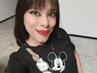 انظر إلى الملف المفصل لـ AvaXLusty