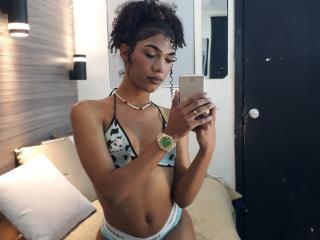 انظر إلى الملف المفصل لـ PenelopeRouse