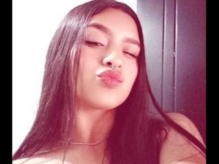 انظر إلى الملف المفصل لـ zarafadi