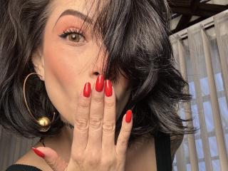 انظر إلى الملف المفصل لـ HannaBorbon