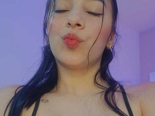 Yksityiskohtaiset tiedot mallista SammyRodriguez