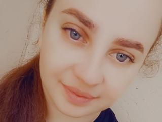 Yksityiskohtaiset tiedot mallista KimKistina