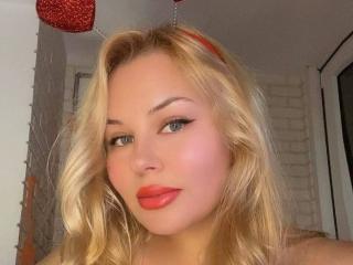 Yksityiskohtaiset tiedot mallista AvaQueen