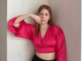 Yksityiskohtaiset tiedot mallista AstiAngel-hot