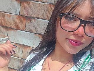 Yksityiskohtaiset tiedot mallista AmbrosiaLove