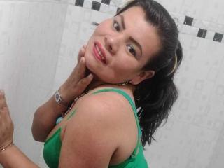 Yksityiskohtaiset tiedot mallista KiaraXMoon