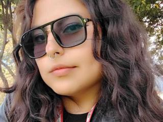 Yksityiskohtaiset tiedot mallista LilithHeavy