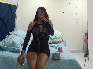 Yksityiskohtaiset tiedot mallista SaraJoyce