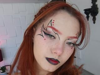 См. подробные сведения о модели EmmaThomsonn